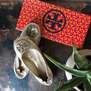 S P E C I A L   E D I T I O N  | Tory Burch Flats